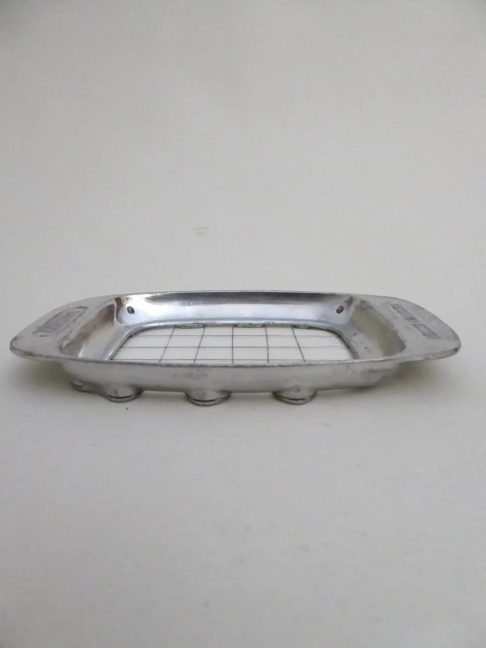 VINTAGE HAND HELD FRENCH FRY CUTTER FAIRGROVE BRAND METAL WIRE